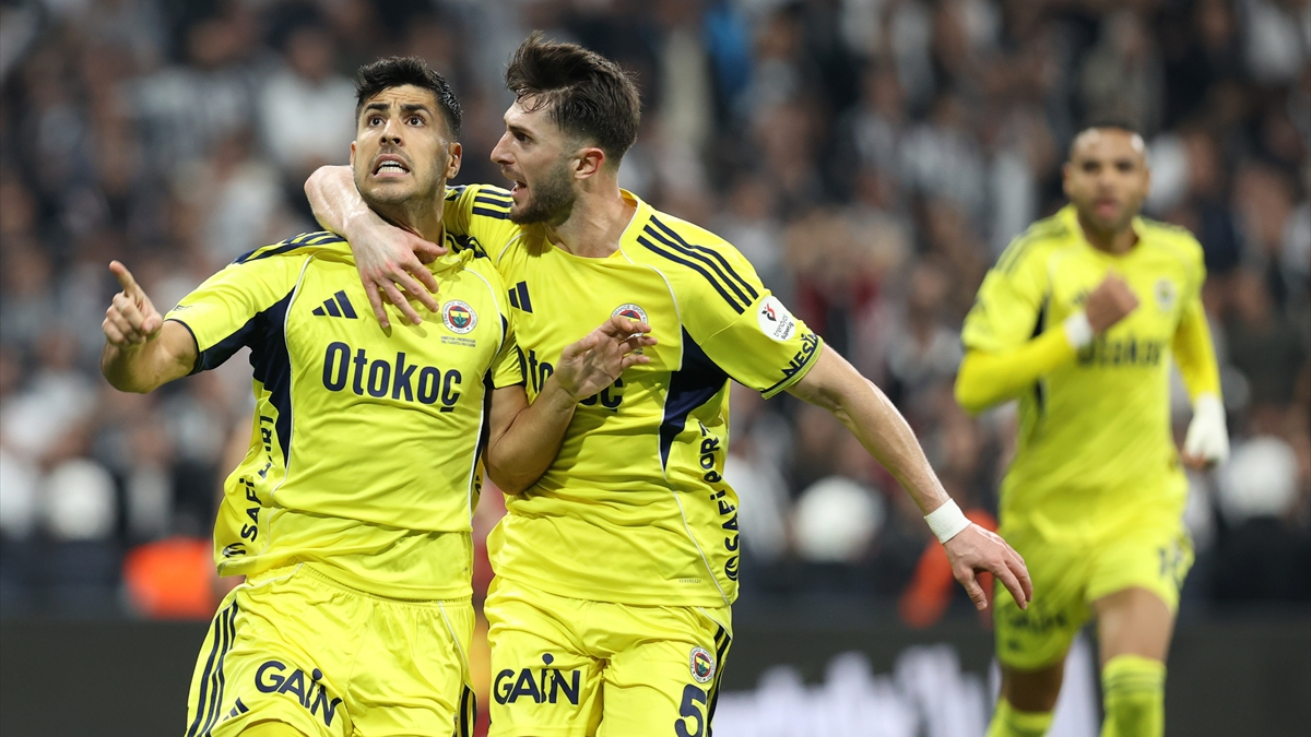 Fenerbahçe - Kayserispor maçının ilk 11'leri