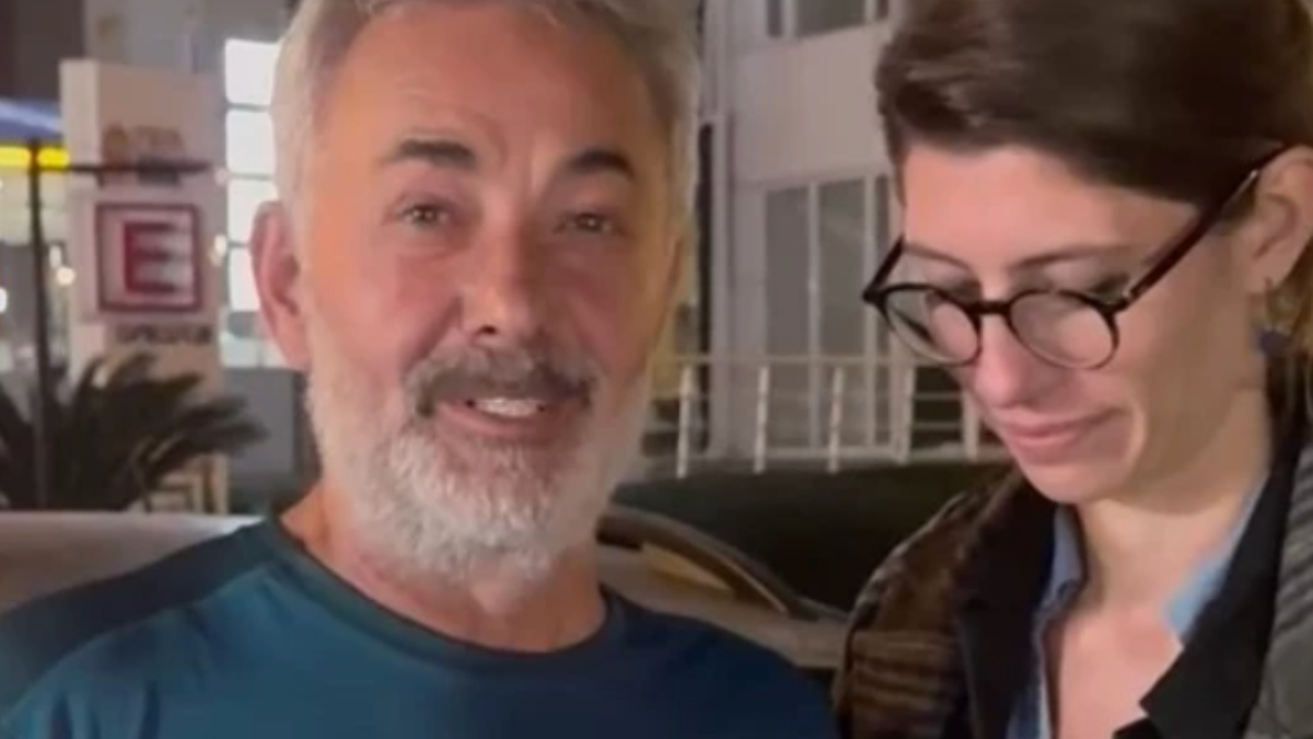 Mehmet Aslantuğ sevgilisi Canan Şahin ile görüntülendi