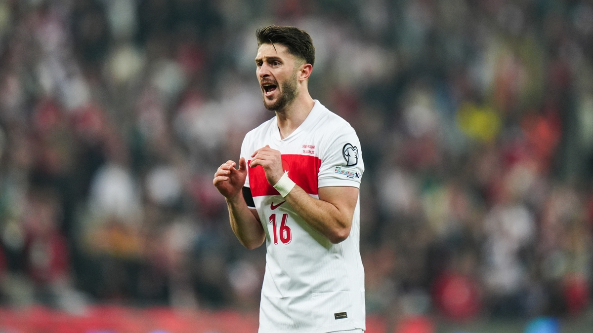 İspanya maçında yok! İsmail Yüksek cezalı duruma düştü