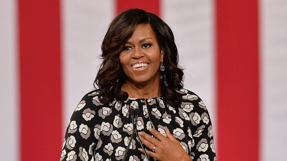 Michelle Obama'ya göre ABD bir kadın başkana hazır değil