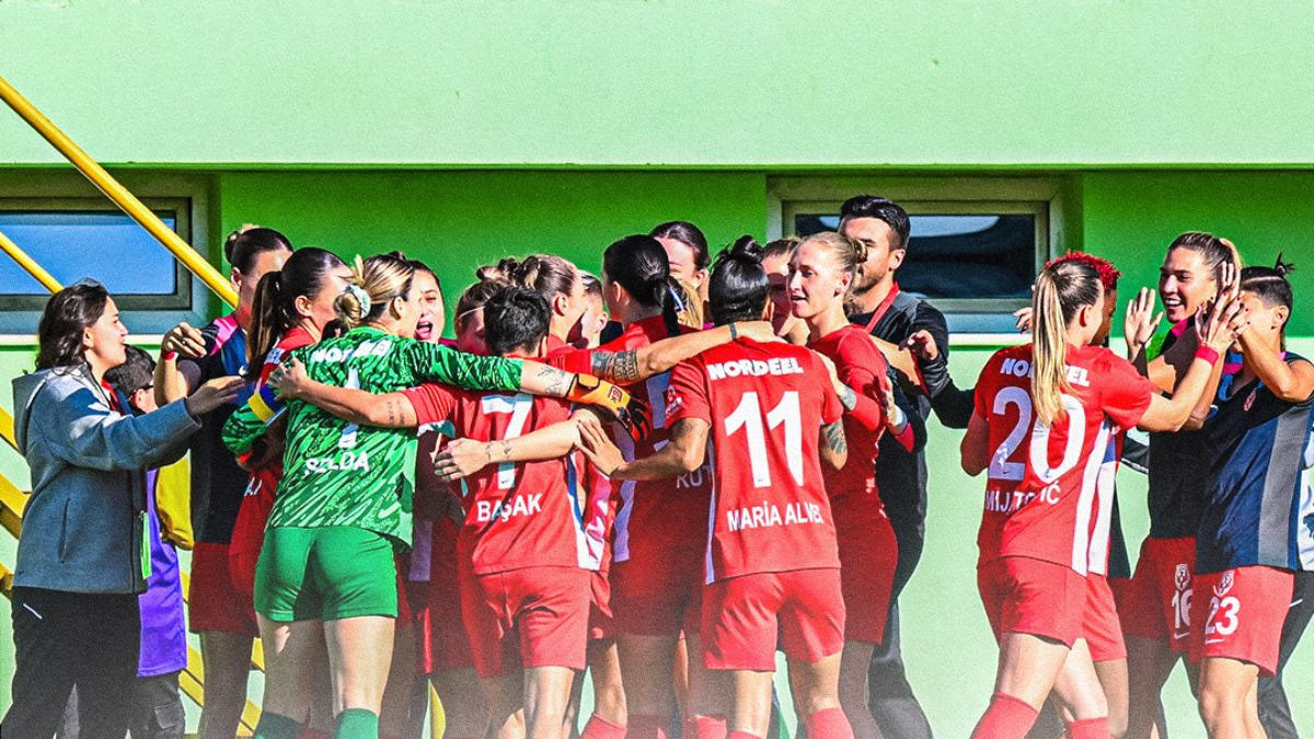 Ankara Büyükşehir Belediyesi FOMGET, Ünye Kadın SK'ya 8 attı!