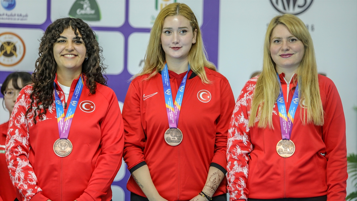 Milli atıcılar, Dünya Havalı ve Ateşli Silahlar Şampiyonası'nda 3 madalya aldı