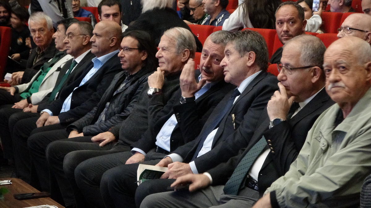 Mustafa Denizli'den taraftarlara uyarı!