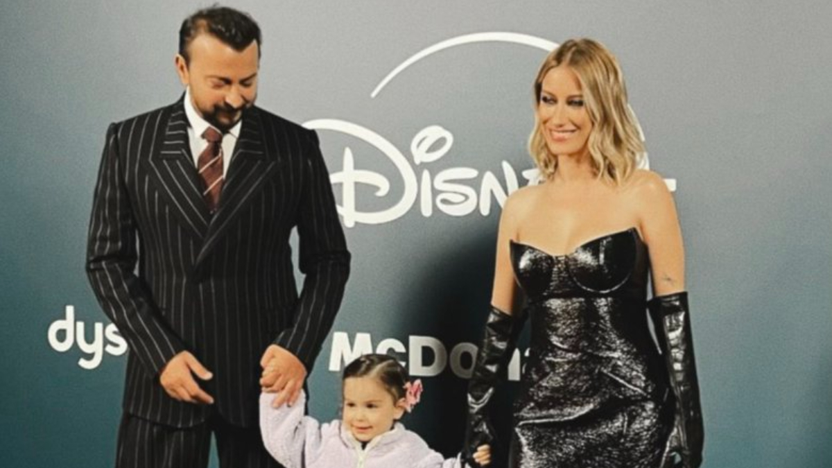 Hazal Kaya çok değişti! Kilo veren ünlü oyuncu imaj da değiştirdi - Fox Haber Saati