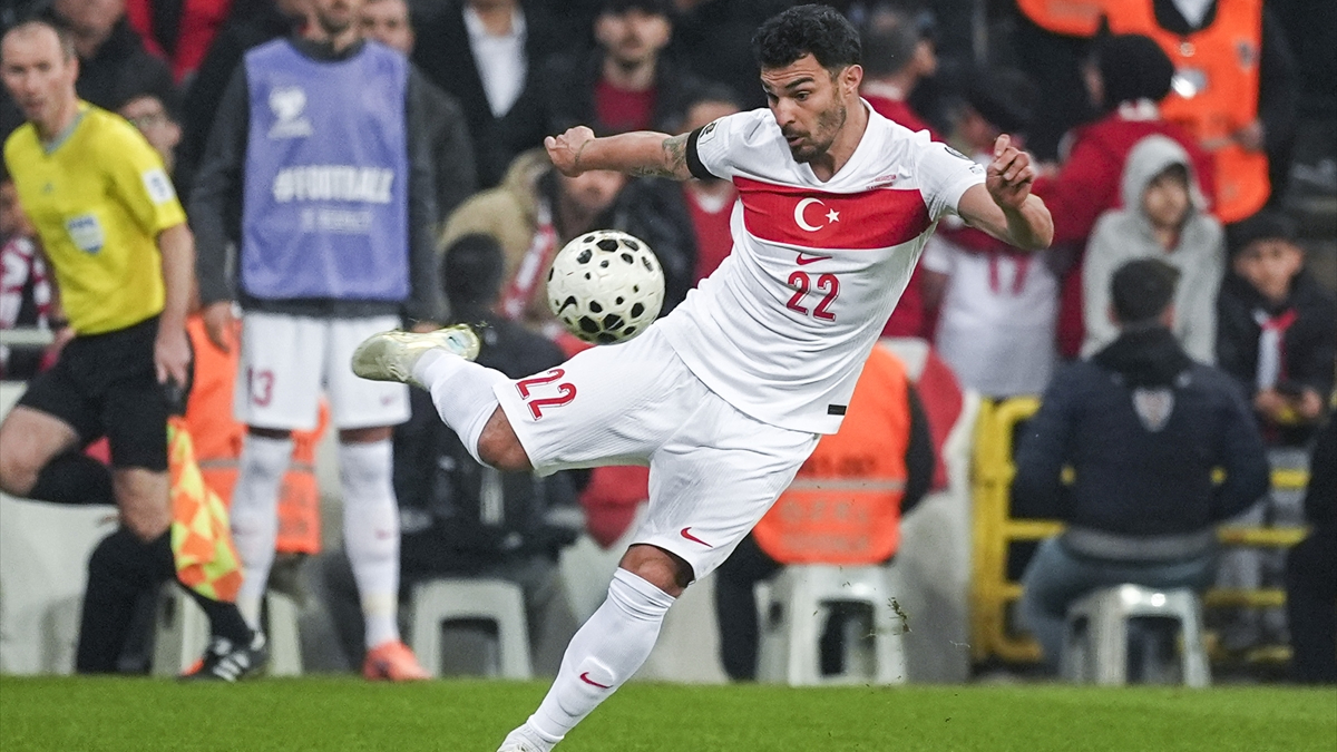 A Milli Takım'da sakatlık ve değişiklik...