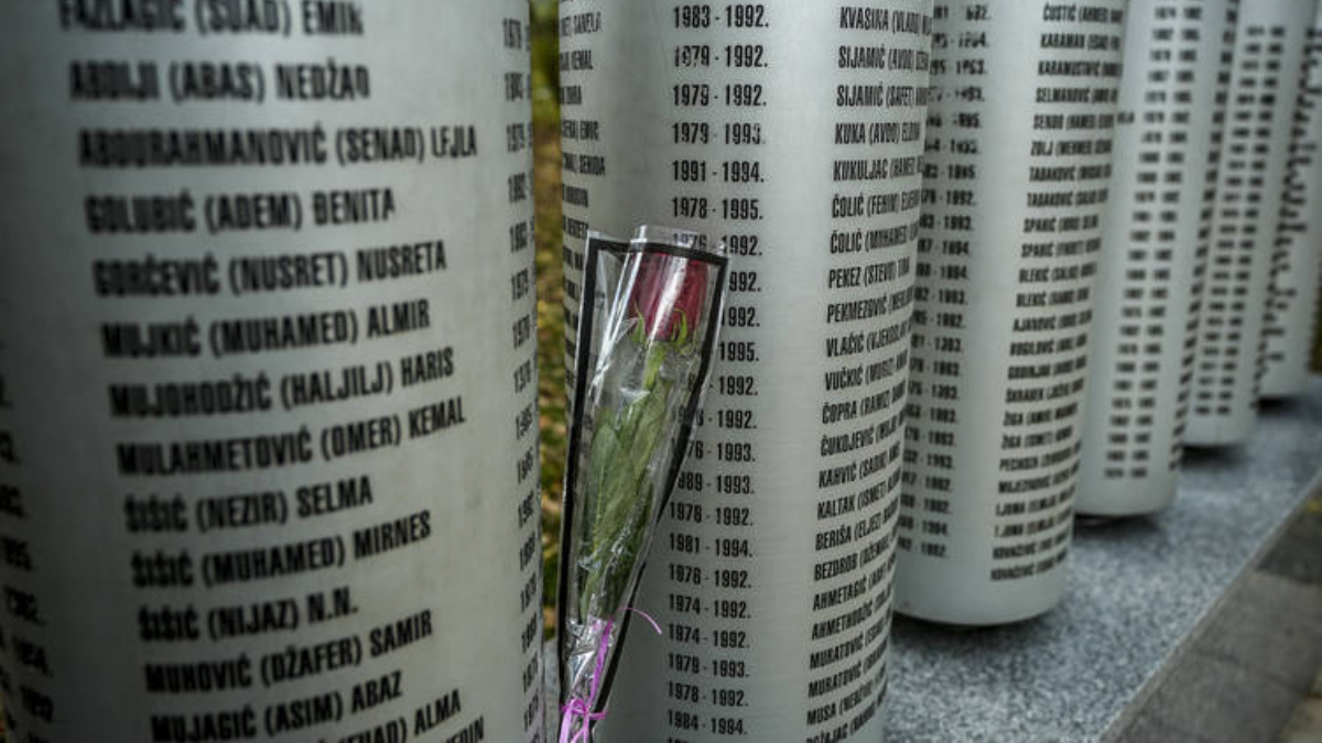 Saraybosnalılar, paralı 'katiller'in bulunmasını talep ediyor