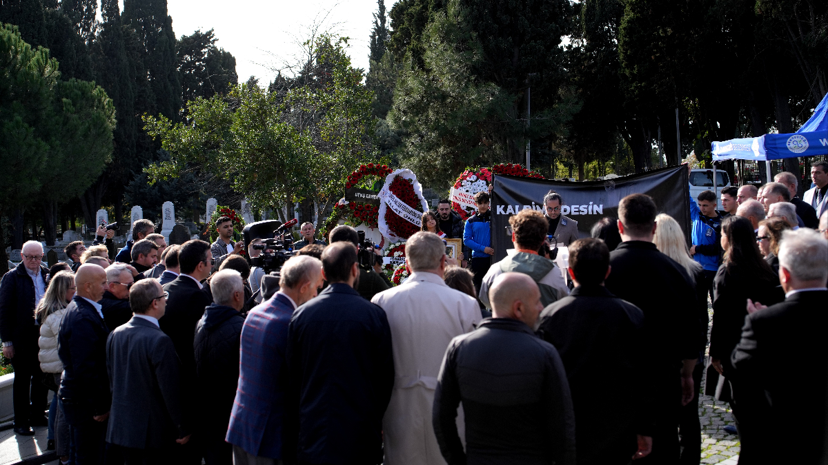 Naim Süleymanoğlu kabri başında anıldı