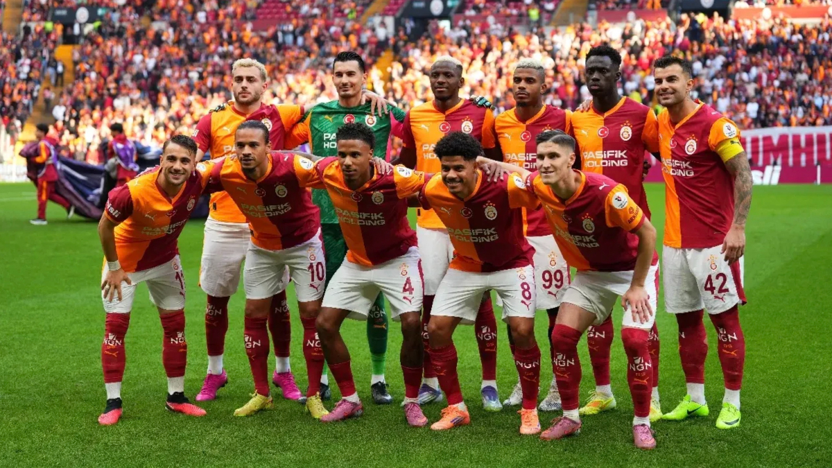 Galatasaray, 22 günde zorlu maratona çıkıyor