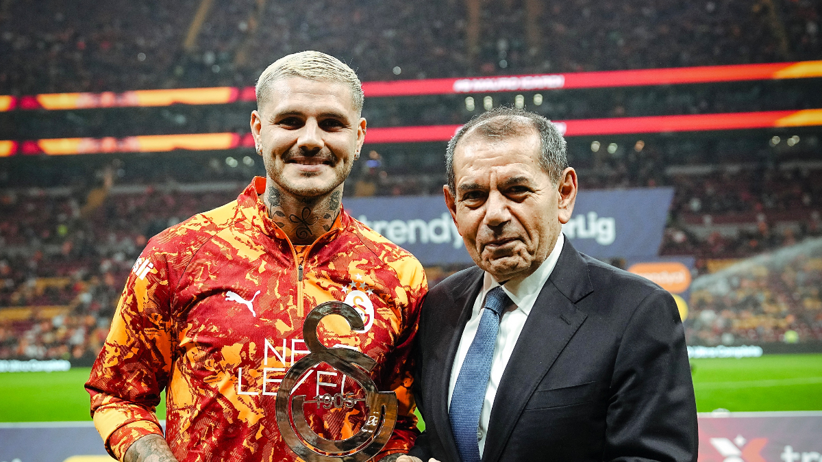 Mauro Icardi'ye 100. maç plaketi!