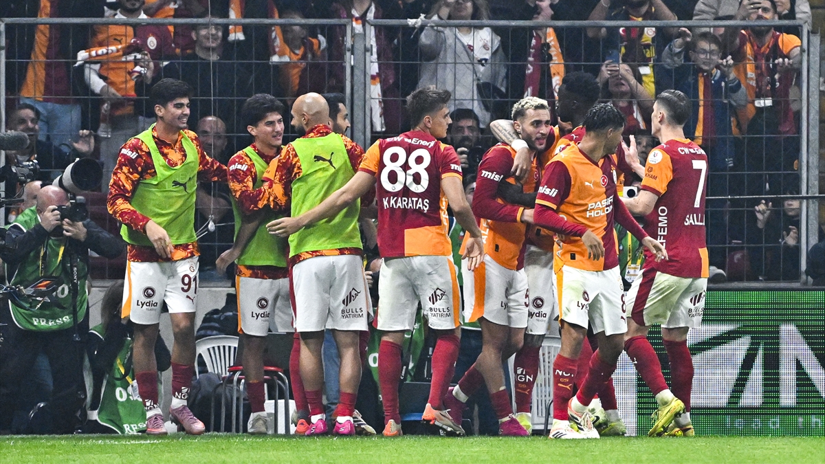 Eski hakemler Galatasaray-Gençlerbirliği pozisyonlarını değerlendirdi