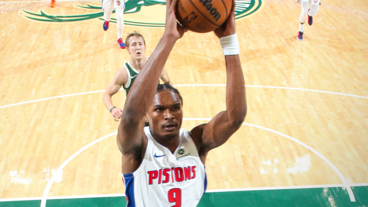 NBA'de Detroit Pistons, art arda 12. galibiyetini aldı