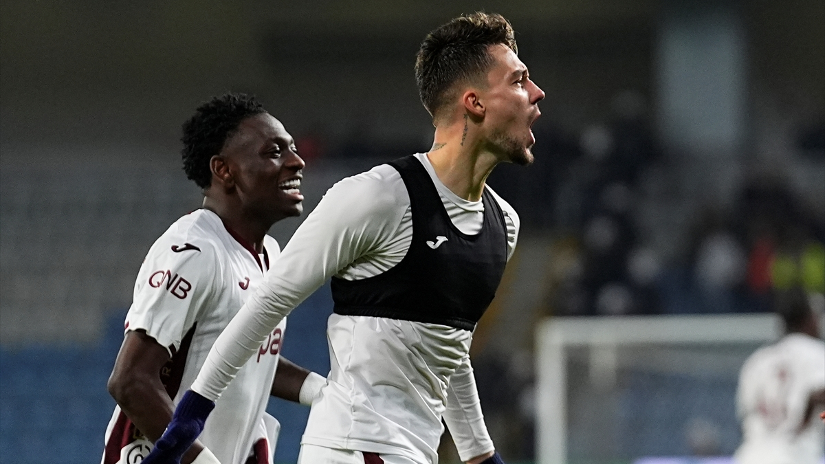 Maçın kahramanı oldu: Ernest Muçi uzatmalarda mükemmel attı