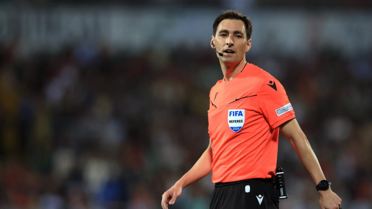 Fenerbahçe - Ferençvaroş maçını İspanyol hakem Ricardo de Burgos yönetecek