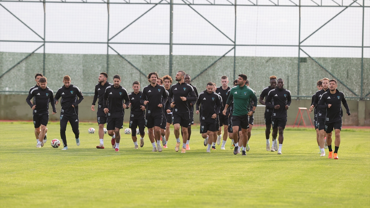 Kocaelispor, oyunculara 100 milyon TL ödeme yaptı