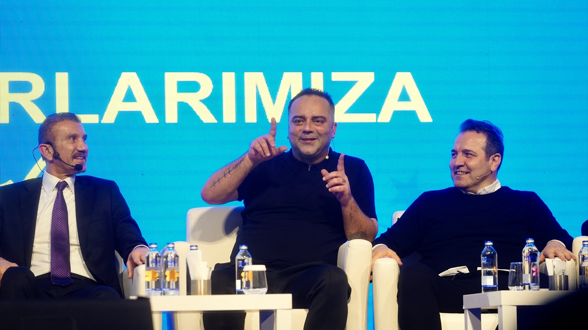 Semih Şentürk'ün transfer çağrısına Fenerbahçe taraftarından tepki