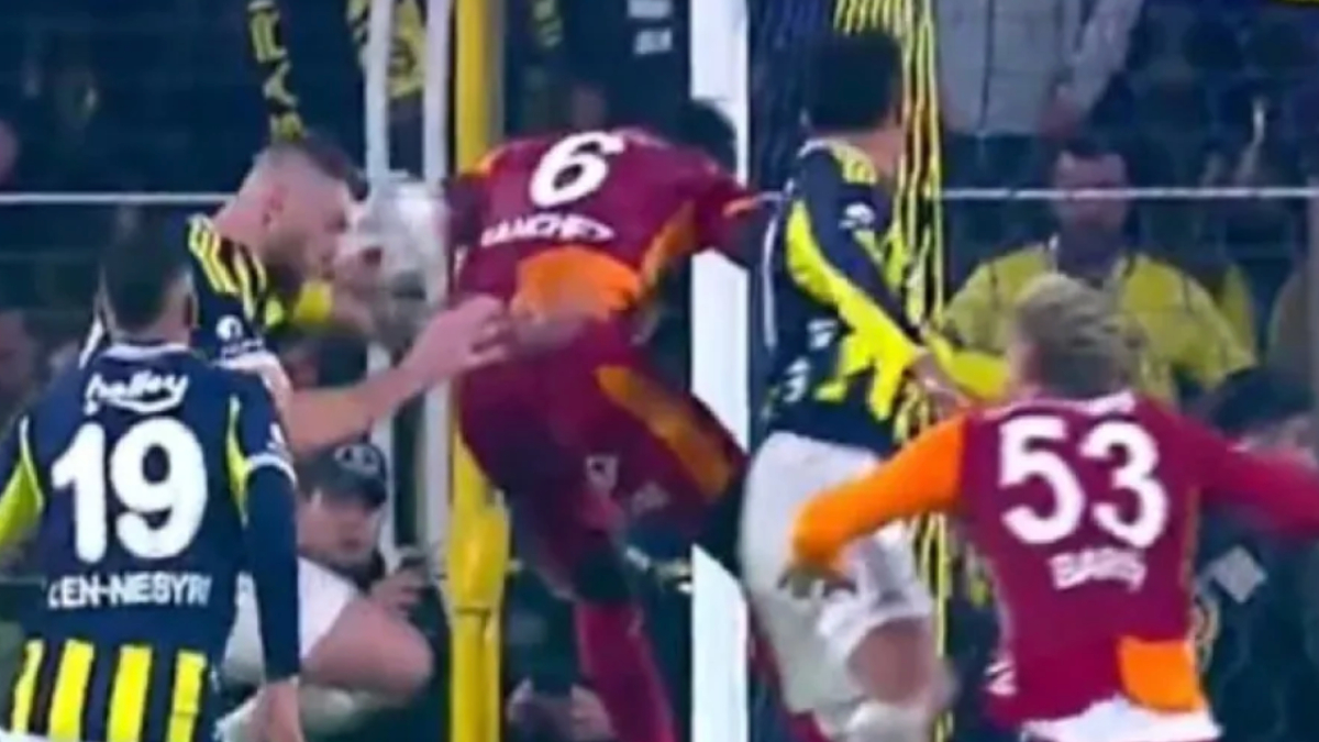 Süper Lig'de 14. haftanın VAR kayıtları açıklandı: Derbide iptal edilen gol de yer aldı