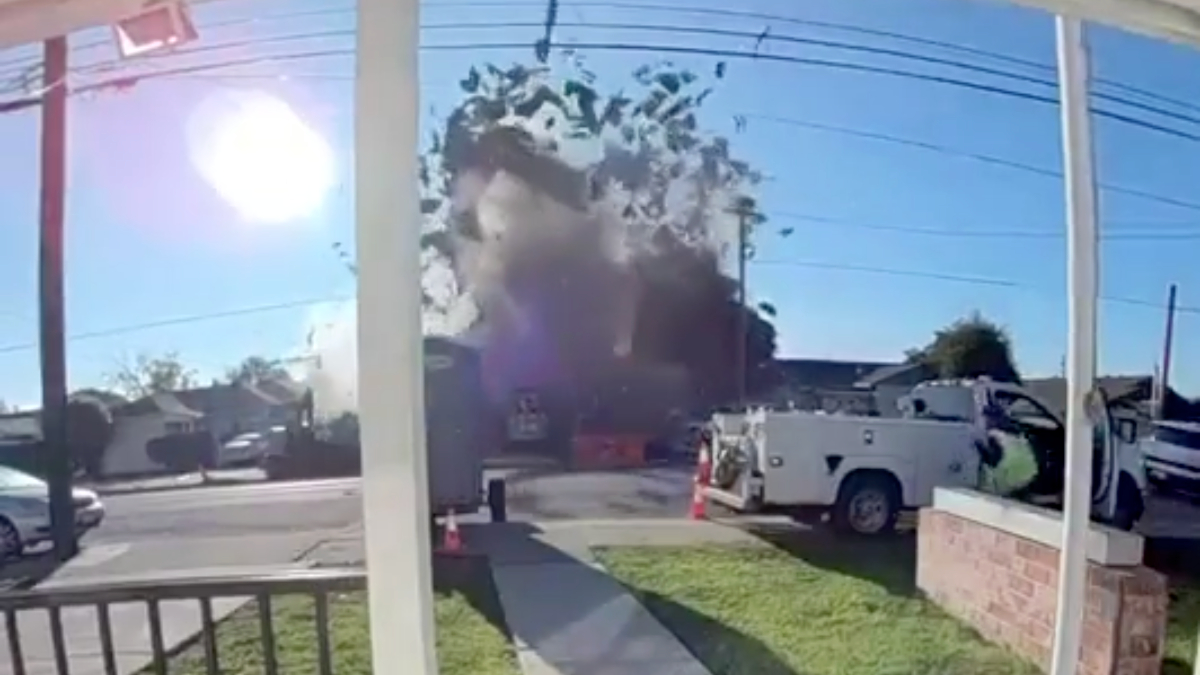 ABD'de bir ev havaya uçtu: 6 yaralı