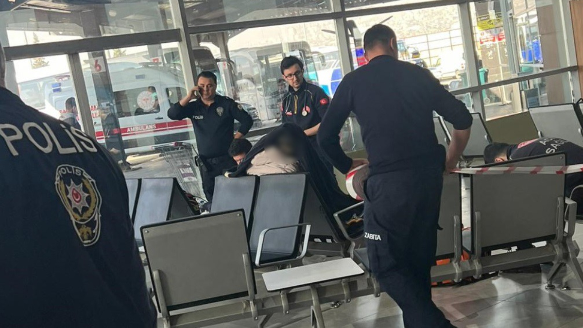 Kahramanmaraş'ta 10 gündür otogarda yaşayan avukat, hayatını kaybetti