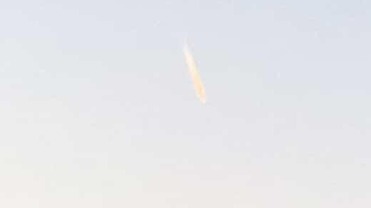 Burdur'da gökyüzündeki esrarengiz ışık panik yarattı