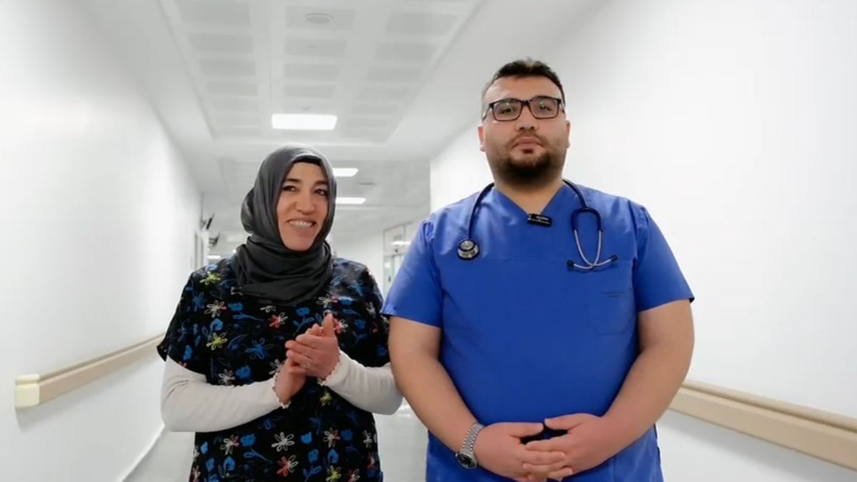 Aksaray'da annesinin hemşire olduğu hastaneye doktor olarak atandı