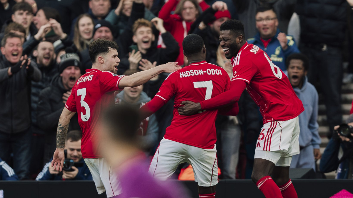 Nottingham Forest, Tottenham'ı devirdi