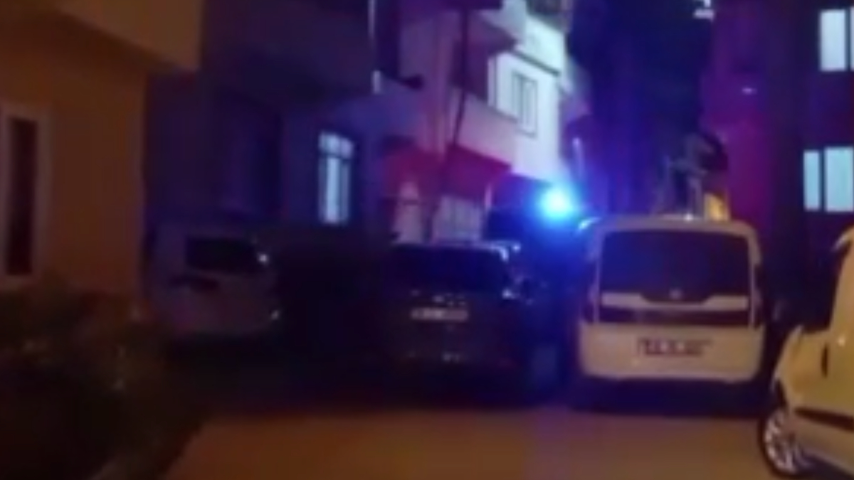Bursa'da çatı katında baba, odada kızı ölü bulundu: Soruşturma derinleşiyor