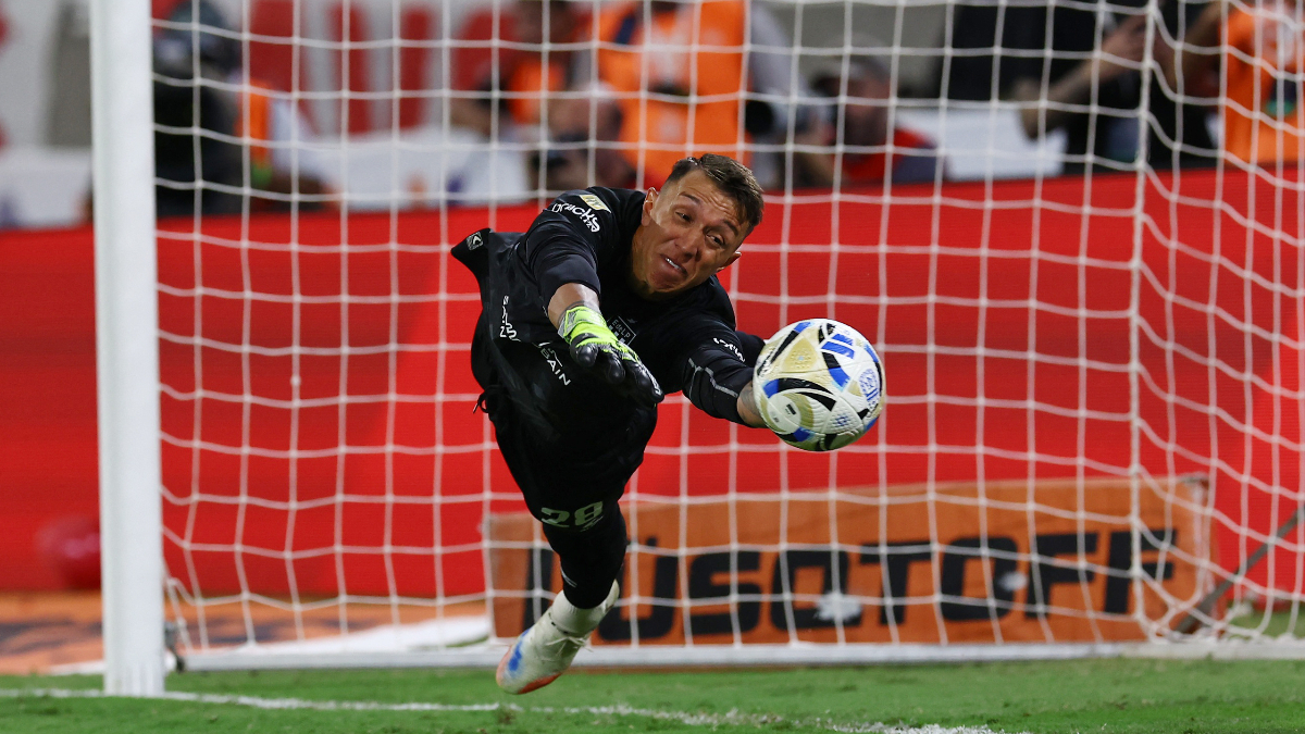 Fernando Muslera'dan 1 haftada 2 kupa