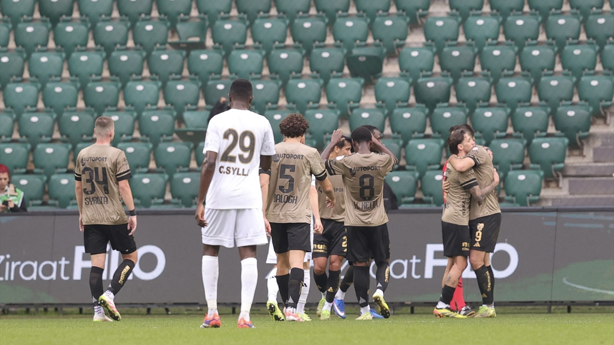 Kocaelispor, Erzurumspor FK'ya 3 attı