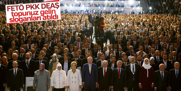 AK Parti kongresinde FETÖ, PKK ve DEAŞ karşıtı sloganlar