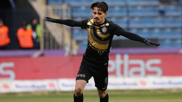 Galatasaray Dan Serdar Gurler Atagi