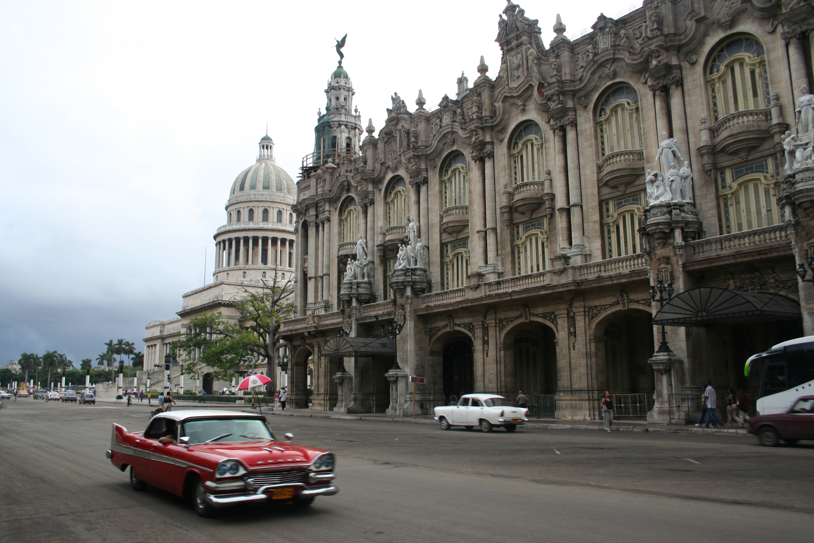 Кубинские города. Гавана Куба. Куба столица Гавана. Куба Гавана достопримечательности столица. Сьюдад-де-ла-Гавана.