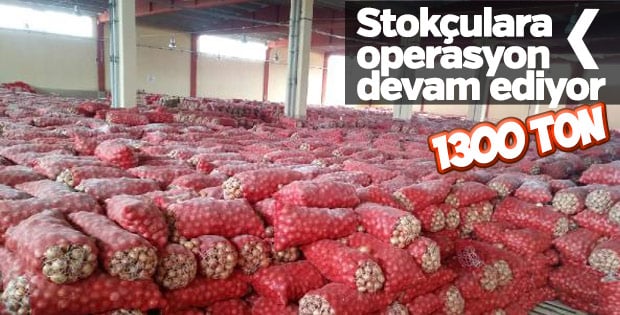 Ankara'da depodan stoklanmış bin 300 ton kuru soğan çıktı