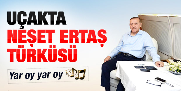 Başbakan Erdoğan'dan uçakta türkü ziyafeti - izle