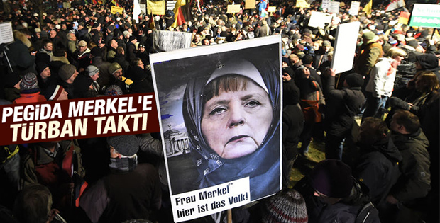 PEGİDA Angela Merkel'e başörtüsü taktı
