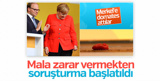 Merkel'e domates atanlar hakkında soruşturma başlatıldı