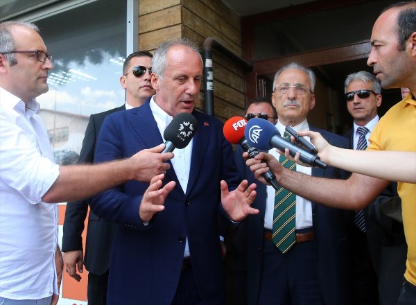 İnce, eski CHP'lilerle buluştu