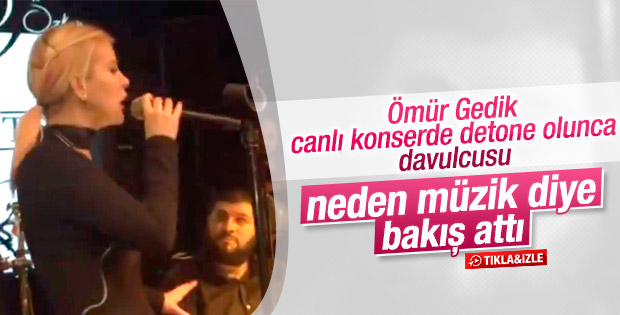 Ömür Gedik canlı performansta detone oldu