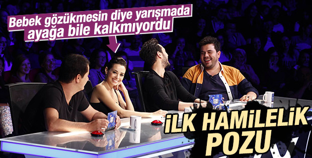 Özgü Namal'dan hamilelik pozu