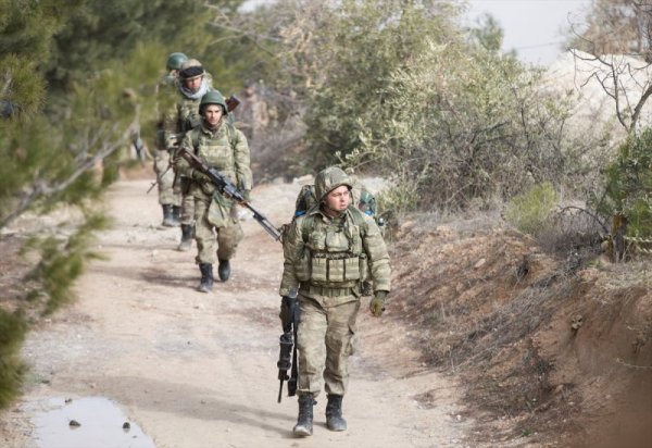 PKK'lılar hain saldırıyı sivillerin arasına gizlenip gerçekleştirdi