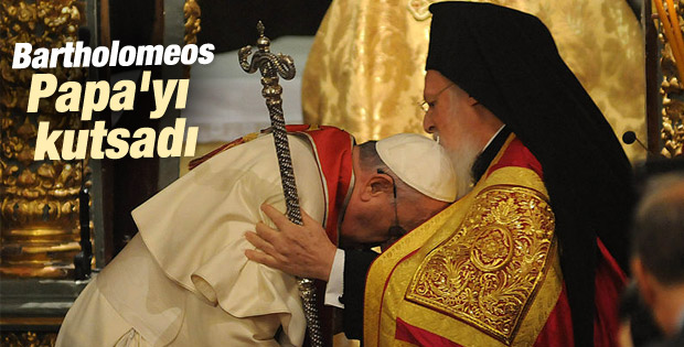 Papa İstanbul'da ayin yönetti