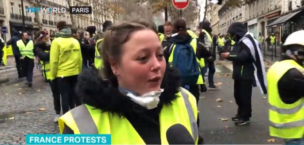 TRT World Paris'ten canlı yayında