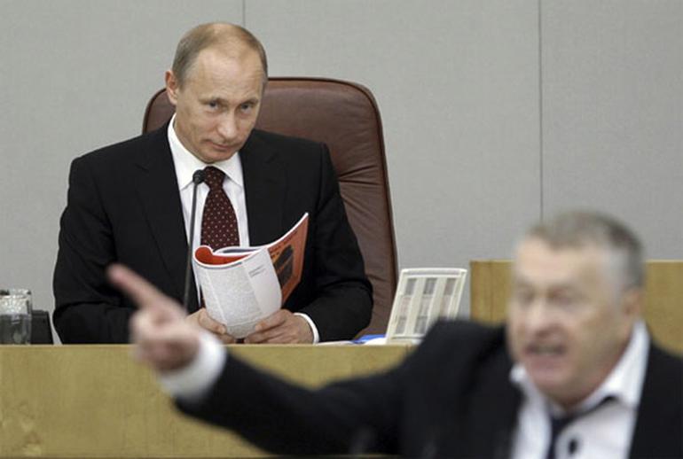 Rusya'da son seçim anketlerinde Putin açık ara önde