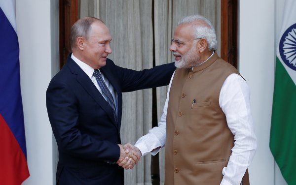 Rusya Hindistan’a 5 adet S-400 sattı