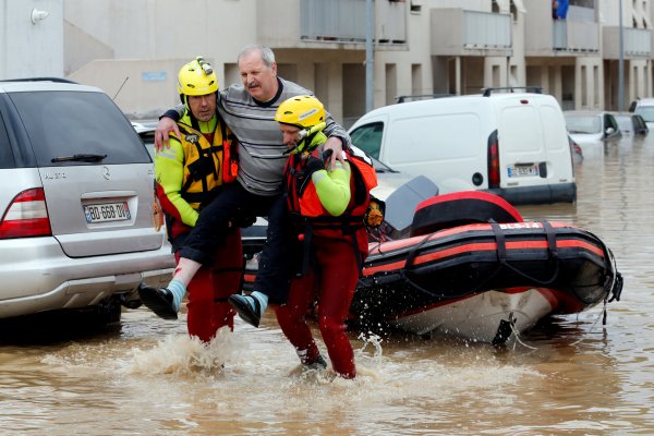 Fransa'da sel felaketi: 13 ölü 8 yaralı
