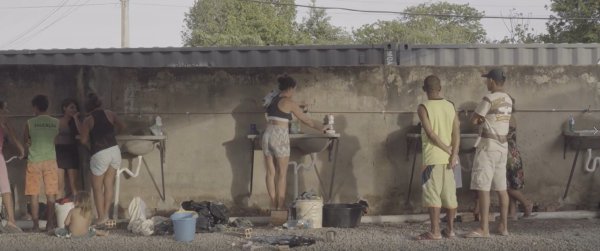Venezuela'da halk ülkeden kaçıyor
