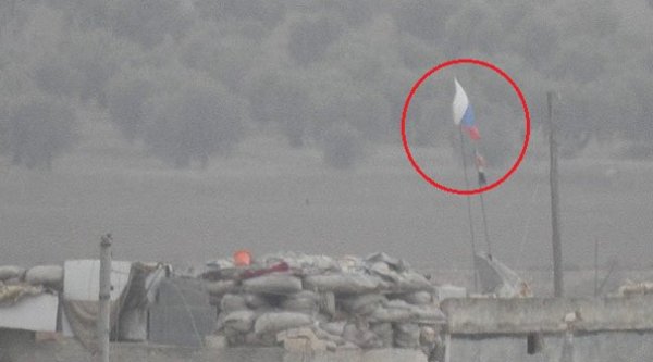 Afrin'de YPG Rus bayraklarını siper olarak kullanıyor