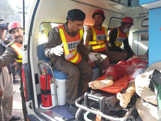 Pakistan’da silahlı saldırı: 13 ölü 17 yaralı
