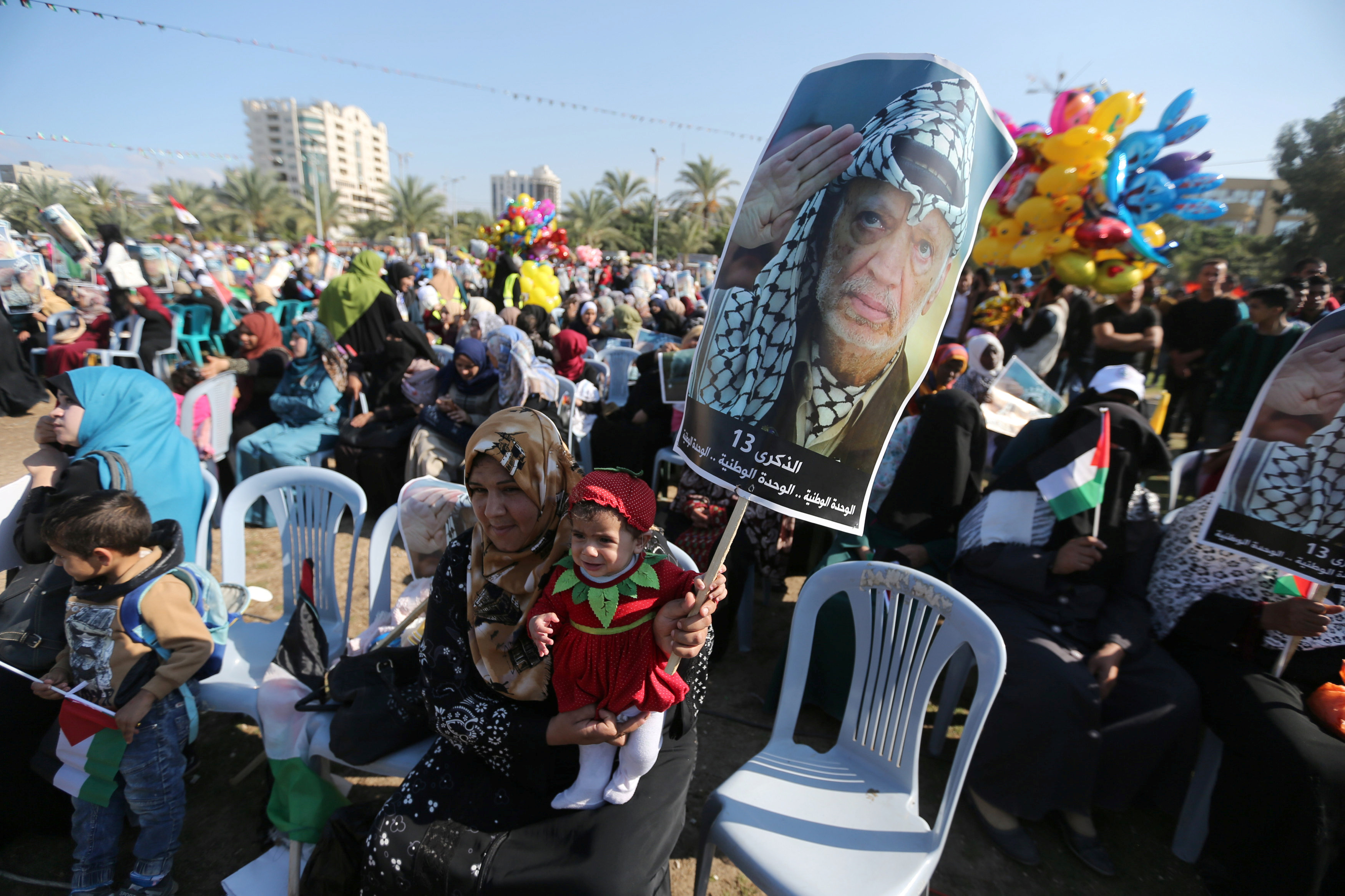 Filistin, lideri Arafat'ı anıyor