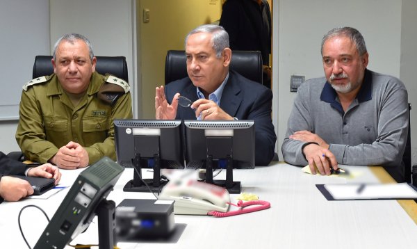ABD, İran hedeflerine saldıran İsrail'e sahip çıktı