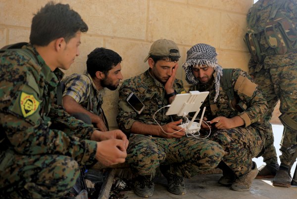 Afrin'deki YPG'liler BM'den ateşkes bekliyor